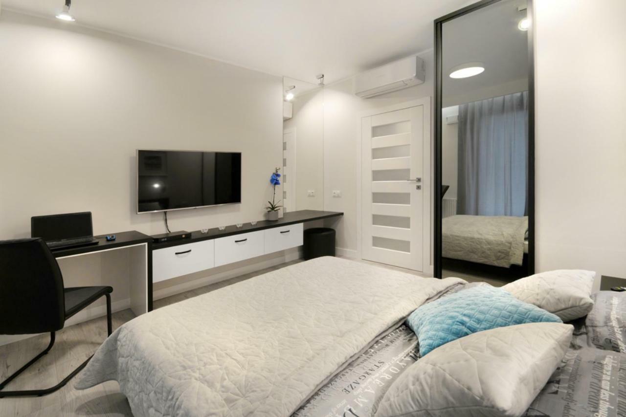 Bulwary Wislane P&O Serviced Apartments With Ac Warsaw Exterior photo