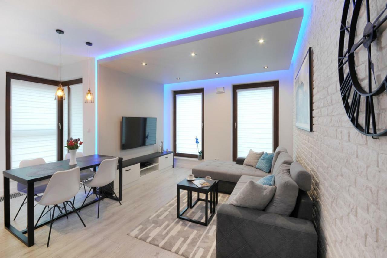 Bulwary Wislane P&O Serviced Apartments With Ac Warsaw Exterior photo